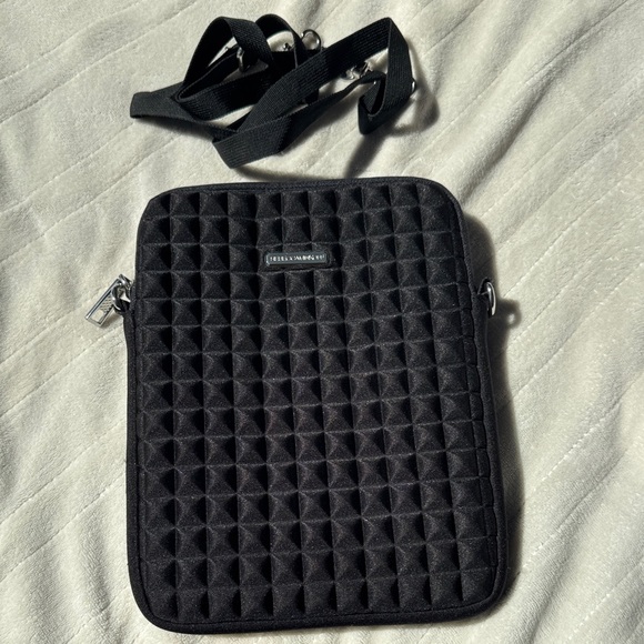 Rebecca Minkoff Quilted Black Tablet iPad Kindle Tech Bag - Picture 1 of 6